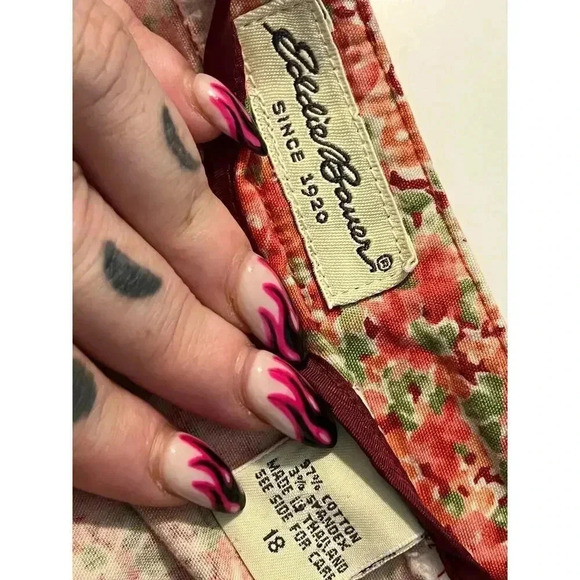 EDDIE BAUER FLORAL PENCIL SKIRT PLUS SIZE 18 - Picture 6 of 6